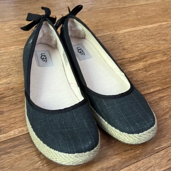 NEW UGG Women's Black Canvas Indah Espadrille Flat Shoes sz 8 - Picture 1 of 7